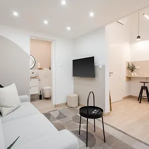 Kl35- Boutique Apartments, Location. By Bqa , Budapest Hungría